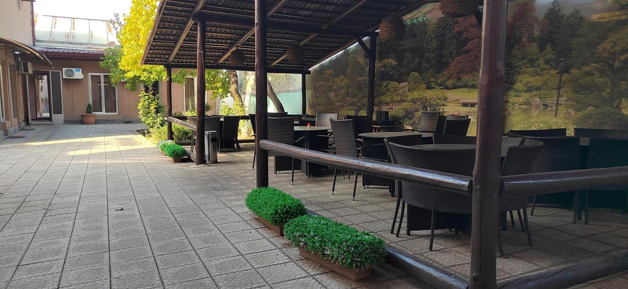 Areg Hotel Ereván Exterior foto